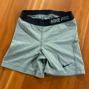 Nike Pro